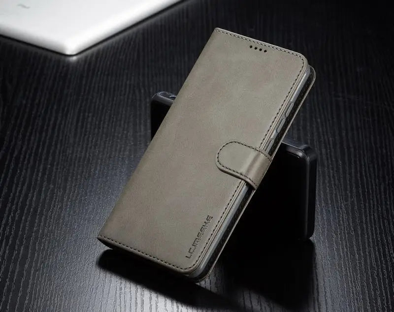 Leather case to protect the Huawei Honor with a wallet case function 